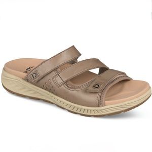 Earth leather strappy slide sandals women’s Size 6W  “Mira Lourdes”